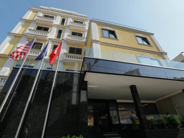 hotel centrum Tirana